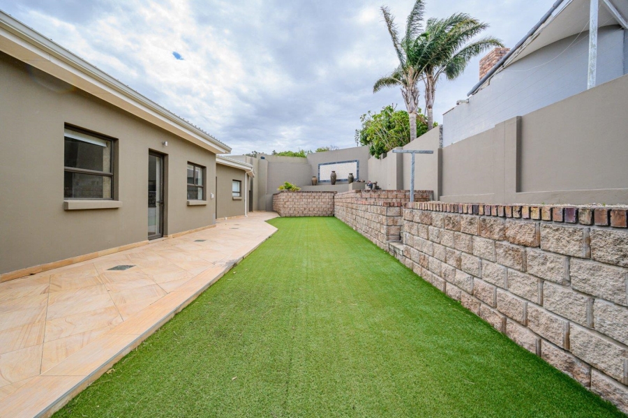 5 Bedroom Property for Sale in Mill Park Eastern Cape